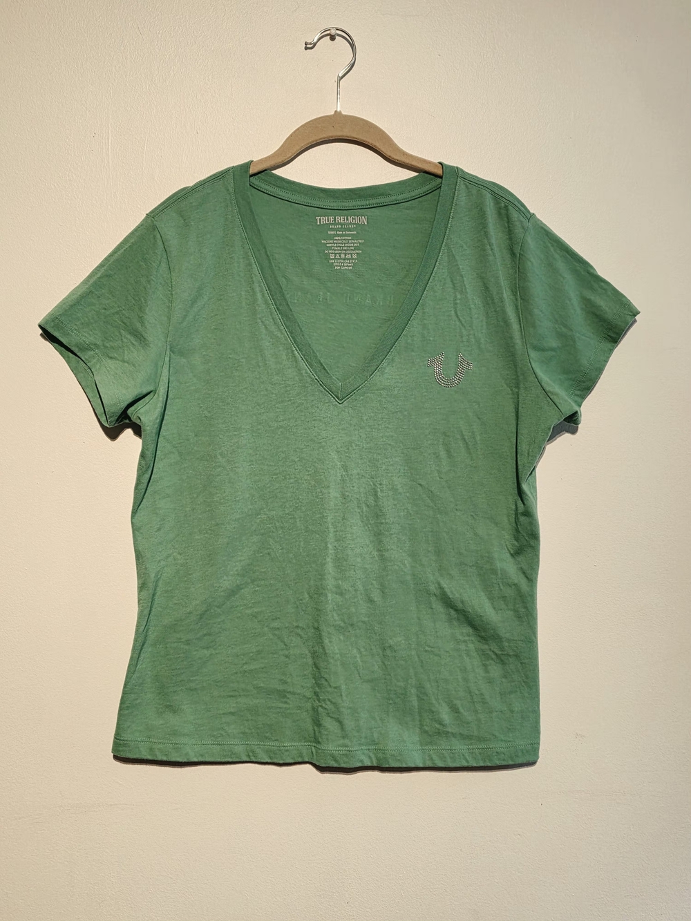 True Religion Green V-Neck Rhinestone Logo Tee Size XL